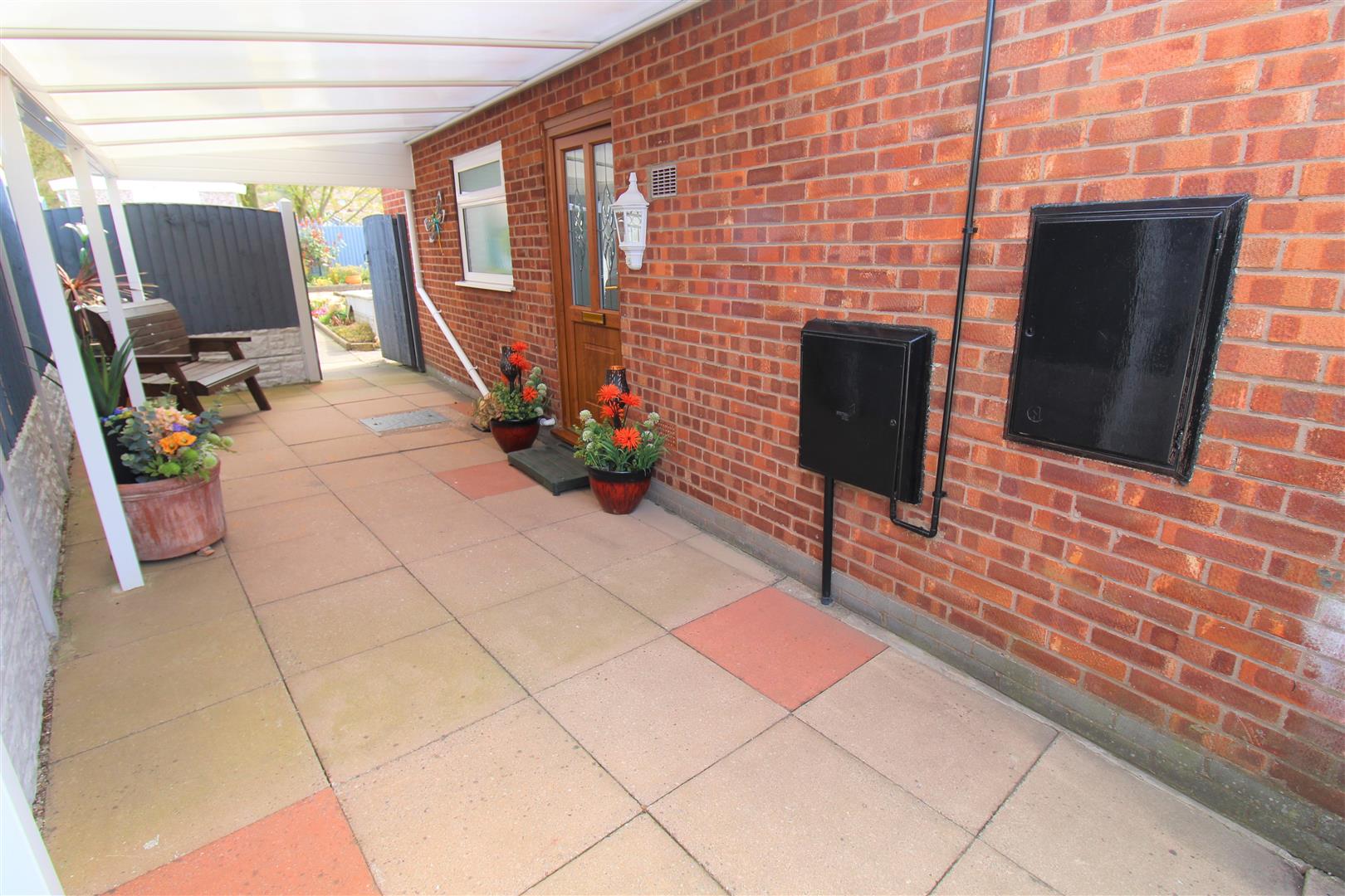 Kirkwall Grove, Milton, Stoke-On-Trent